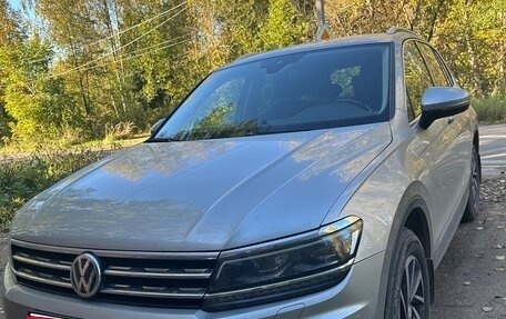 Volkswagen Tiguan II, 2019 год, 3 500 000 рублей, 3 фотография