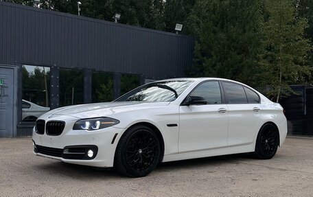 BMW 5 серия, 2015 год, 2 400 000 рублей, 23 фотография