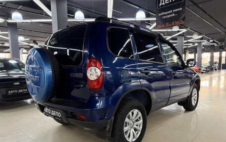 Chevrolet Niva I рестайлинг, 2017 год, 700 000 рублей, 4 фотография