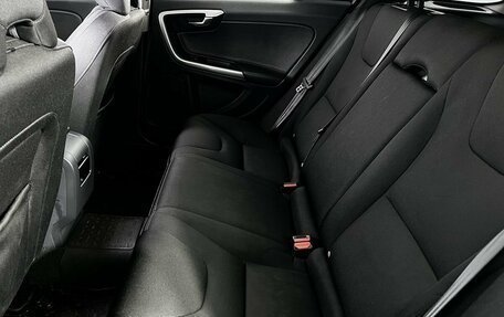 Volvo V60 I, 2016 год, 1 450 000 рублей, 10 фотография