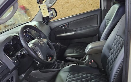 Toyota Hilux VII, 2012 год, 2 130 000 рублей, 6 фотография