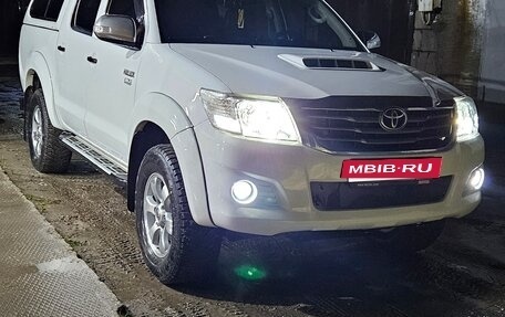 Toyota Hilux VII, 2012 год, 2 130 000 рублей, 4 фотография