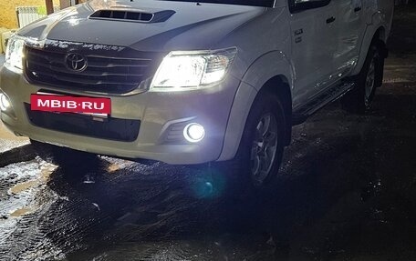 Toyota Hilux VII, 2012 год, 2 130 000 рублей, 5 фотография
