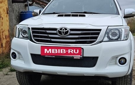 Toyota Hilux VII, 2012 год, 2 130 000 рублей, 13 фотография