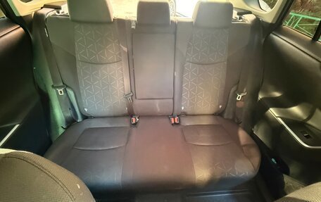 Toyota RAV4, 2021 год, 3 900 000 рублей, 9 фотография