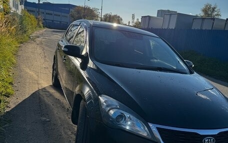 KIA cee'd I рестайлинг, 2011 год, 700 000 рублей, 2 фотография