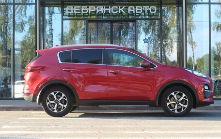 KIA Sportage IV рестайлинг, 2019 год, 2 449 000 рублей, 4 фотография