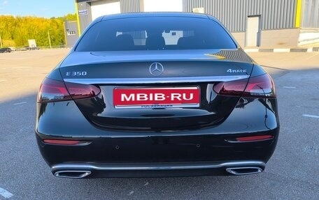 Mercedes-Benz E-Класс, 2022 год, 5 450 000 рублей, 6 фотография