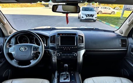 Toyota Land Cruiser 200, 2008 год, 3 100 000 рублей, 12 фотография