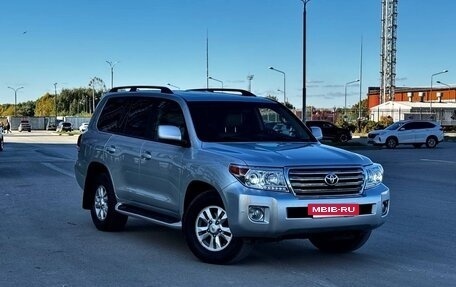 Toyota Land Cruiser 200, 2008 год, 3 100 000 рублей, 2 фотография
