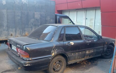 Mitsubishi Galant VIII, 1991 год, 32 000 рублей, 3 фотография