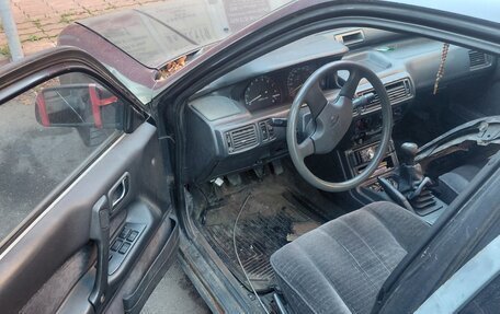 Mitsubishi Galant VIII, 1991 год, 32 000 рублей, 5 фотография