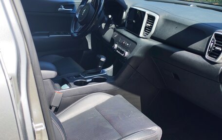 KIA Sportage IV рестайлинг, 2021 год, 2 070 000 рублей, 6 фотография