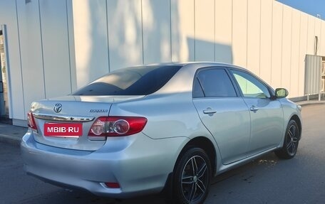 Toyota Corolla, 2011 год, 900 000 рублей, 2 фотография