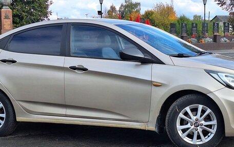 Hyundai Solaris II рестайлинг, 2011 год, 510 000 рублей, 6 фотография