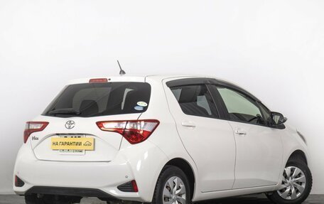 Toyota Vitz, 2017 год, 1 059 000 рублей, 7 фотография