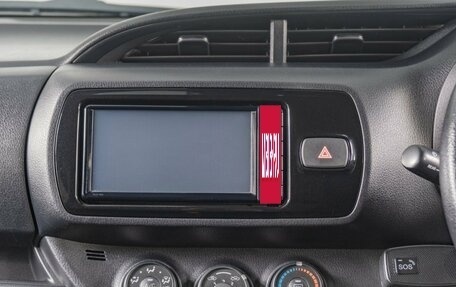 Toyota Vitz, 2017 год, 1 059 000 рублей, 16 фотография