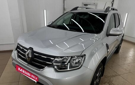 Renault Duster, 2022 год, 1 997 000 рублей, 4 фотография