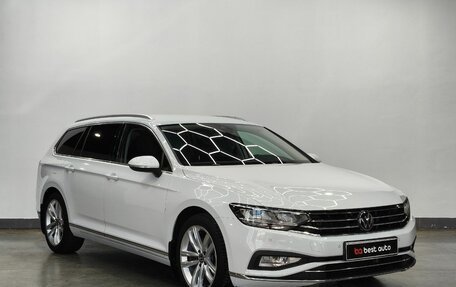 Volkswagen Passat B8 рестайлинг, 2023 год, 2 550 000 рублей, 3 фотография