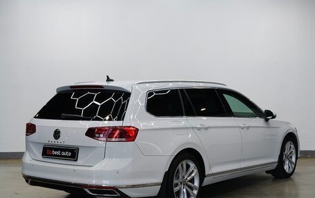 Volkswagen Passat B8 рестайлинг, 2023 год, 2 550 000 рублей, 5 фотография