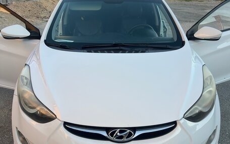 Hyundai Avante, 2012 год, 970 000 рублей, 1 фотография