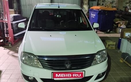 Renault Logan I, 2013 год, 700 000 рублей, 1 фотография