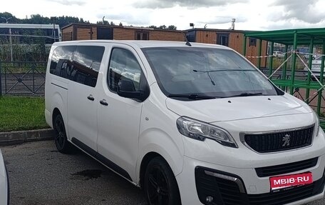 Peugeot Traveller I, 2021 год, 3 500 000 рублей, 1 фотография