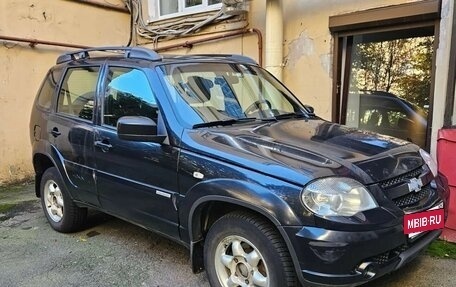 Chevrolet Niva I рестайлинг, 2016 год, 560 000 рублей, 6 фотография