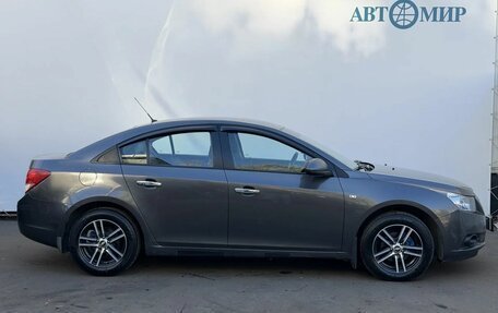 Chevrolet Cruze II, 2011 год, 649 000 рублей, 4 фотография