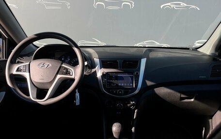 Hyundai Solaris II рестайлинг, 2016 год, 666 600 рублей, 6 фотография