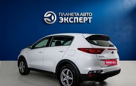 KIA Sportage IV рестайлинг, 2019 год, 1 900 000 рублей, 6 фотография