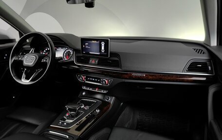 Audi Q5, 2017 год, 3 030 000 рублей, 13 фотография