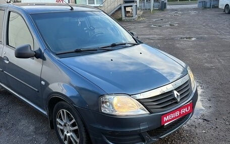 Renault Logan I, 2010 год, 345 000 рублей, 2 фотография