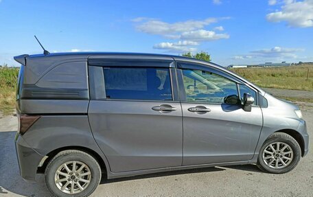 Honda Freed I, 2013 год, 1 180 000 рублей, 3 фотография