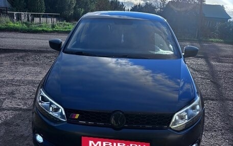 Volkswagen Polo VI (EU Market), 2011 год, 495 000 рублей, 2 фотография
