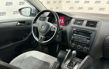 Volkswagen Jetta VI, 2012 год, 1 081 500 рублей, 3 фотография