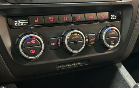 Volkswagen Jetta VI, 2012 год, 1 081 500 рублей, 12 фотография