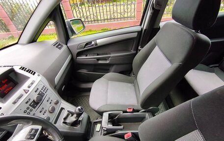 Opel Zafira B, 2012 год, 730 000 рублей, 6 фотография