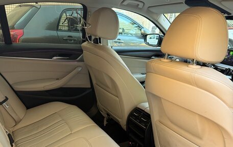 BMW 5 серия, 2017 год, 2 899 999 рублей, 21 фотография