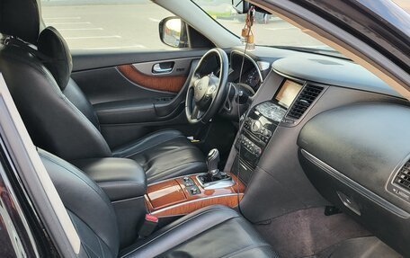 Infiniti FX II, 2012 год, 2 250 000 рублей, 12 фотография