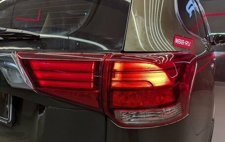 Mitsubishi Outlander III рестайлинг 3, 2019 год, 2 050 000 рублей, 25 фотография