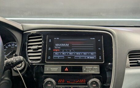 Mitsubishi Outlander III рестайлинг 3, 2019 год, 2 050 000 рублей, 23 фотография