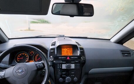 Opel Zafira B, 2011 год, 555 000 рублей, 8 фотография