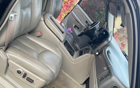 Chevrolet Tahoe II, 2003 год, 955 000 рублей, 10 фотография