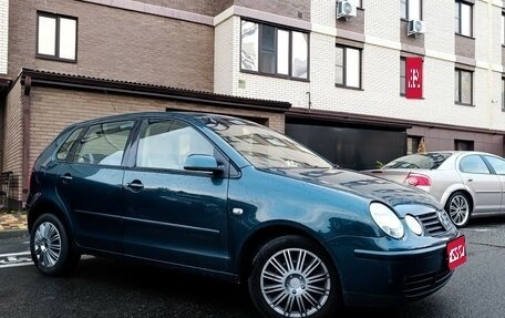 Volkswagen Polo IV рестайлинг, 2002 год, 305 000 рублей, 1 фотография