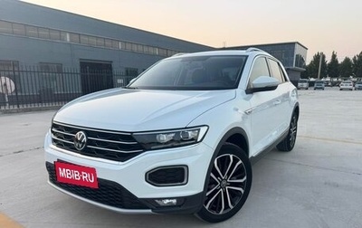 Volkswagen T-Roc I, 2022 год, 1 450 000 рублей, 1 фотография