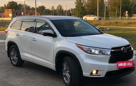 Toyota Highlander III, 2015 год, 3 400 000 рублей, 2 фотография