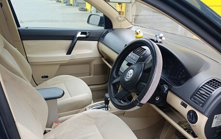 Volkswagen Polo IV рестайлинг, 2002 год, 305 000 рублей, 5 фотография