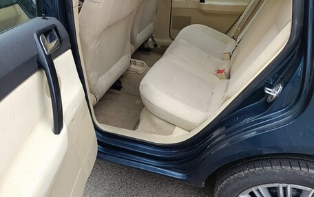 Volkswagen Polo IV рестайлинг, 2002 год, 305 000 рублей, 8 фотография
