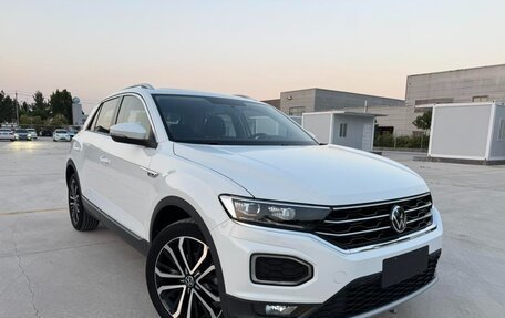 Volkswagen T-Roc I, 2022 год, 1 450 000 рублей, 3 фотография